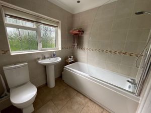 Family Bathroom- click for photo gallery